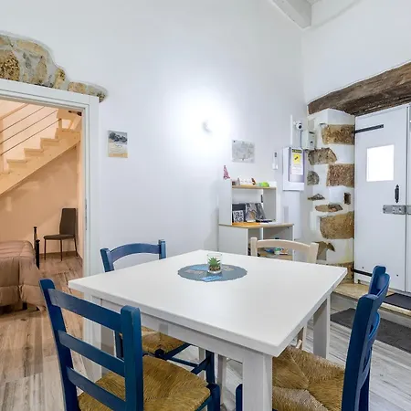 Bed & Breakfast Sa Domo Antiga 3*