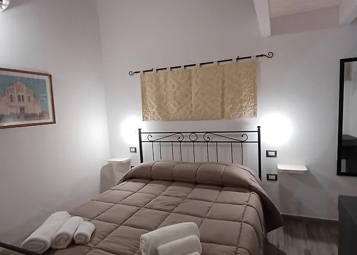 Oda ve Kahvaltı Sa Domo Antiga Pozzomaggiore